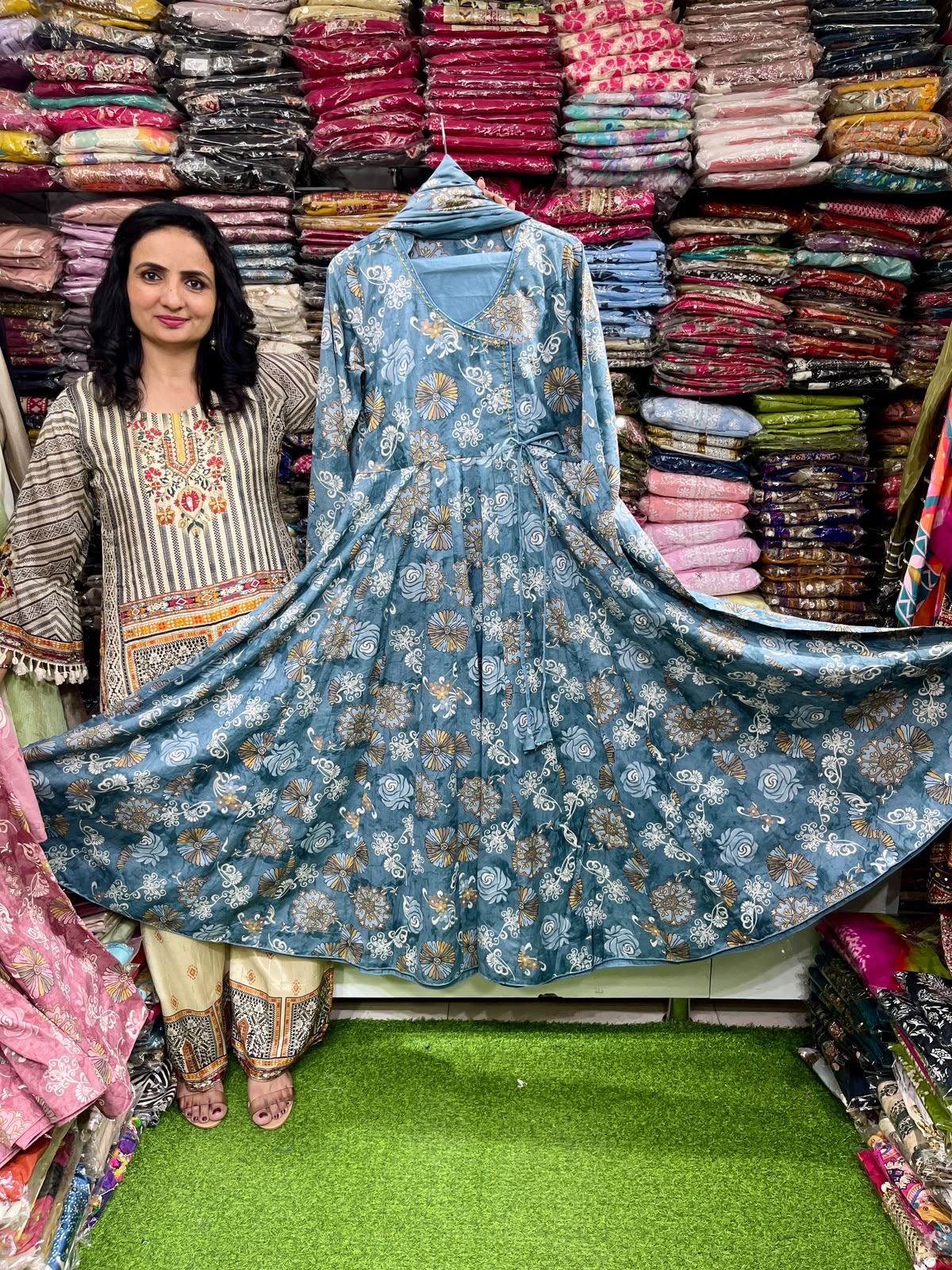 Pure Cotton 5 Mtr Flaired Anarkali Set