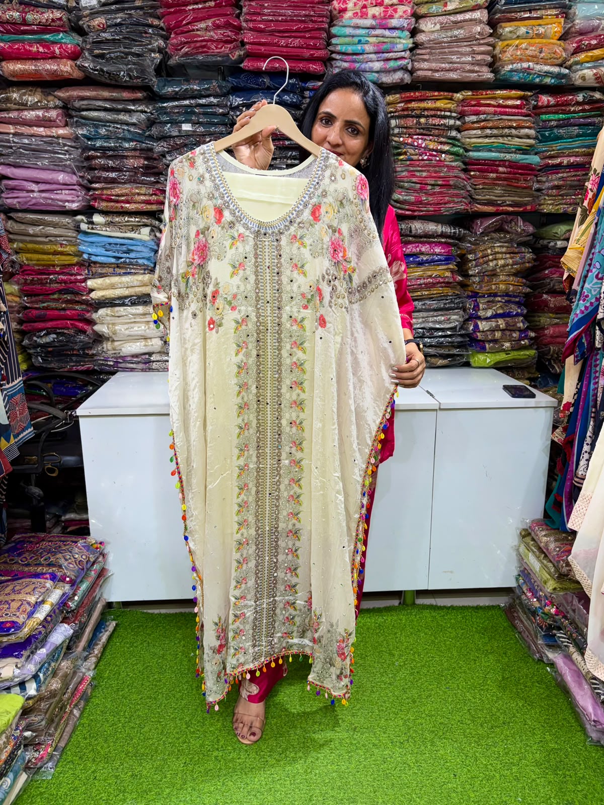 Pure Chinon Kaftan Set