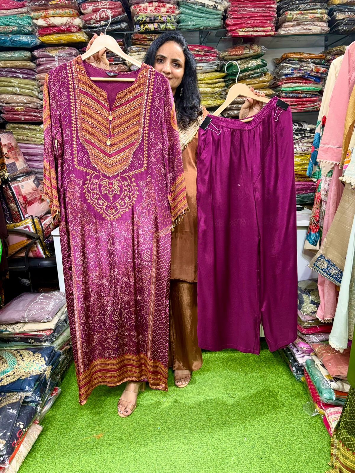 Designer Pure Crape Phiran set