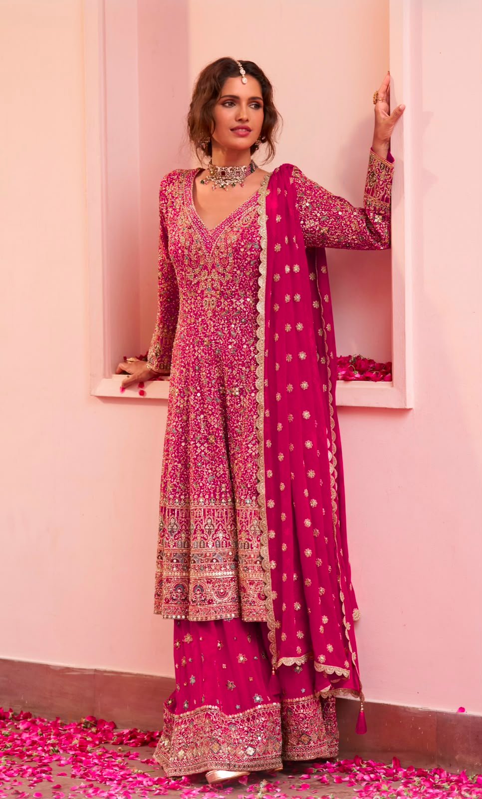 SCD-16 Partywear Pure Georgette Embroidered Suit Set with Divider