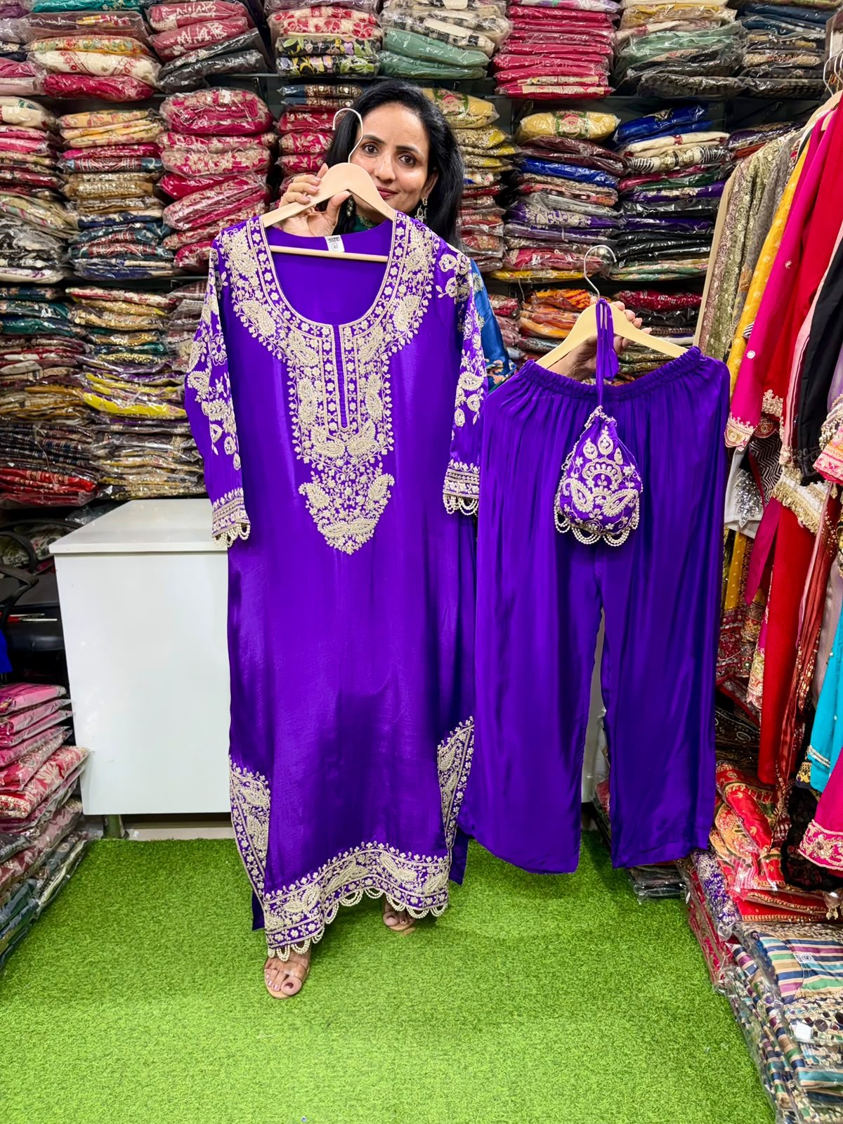 SCD- 197 Designer Zari Embroidered Phiran Set