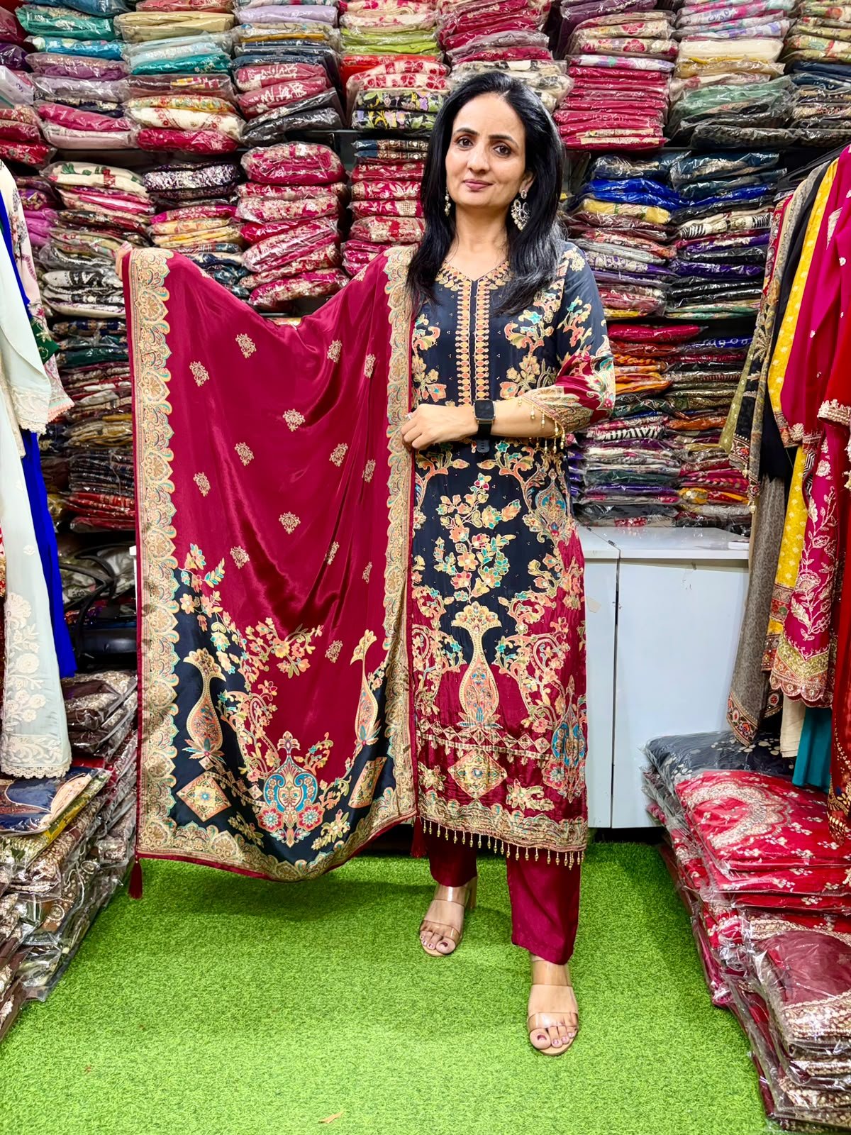SCD -202 Designer Crape Straight Suit Set