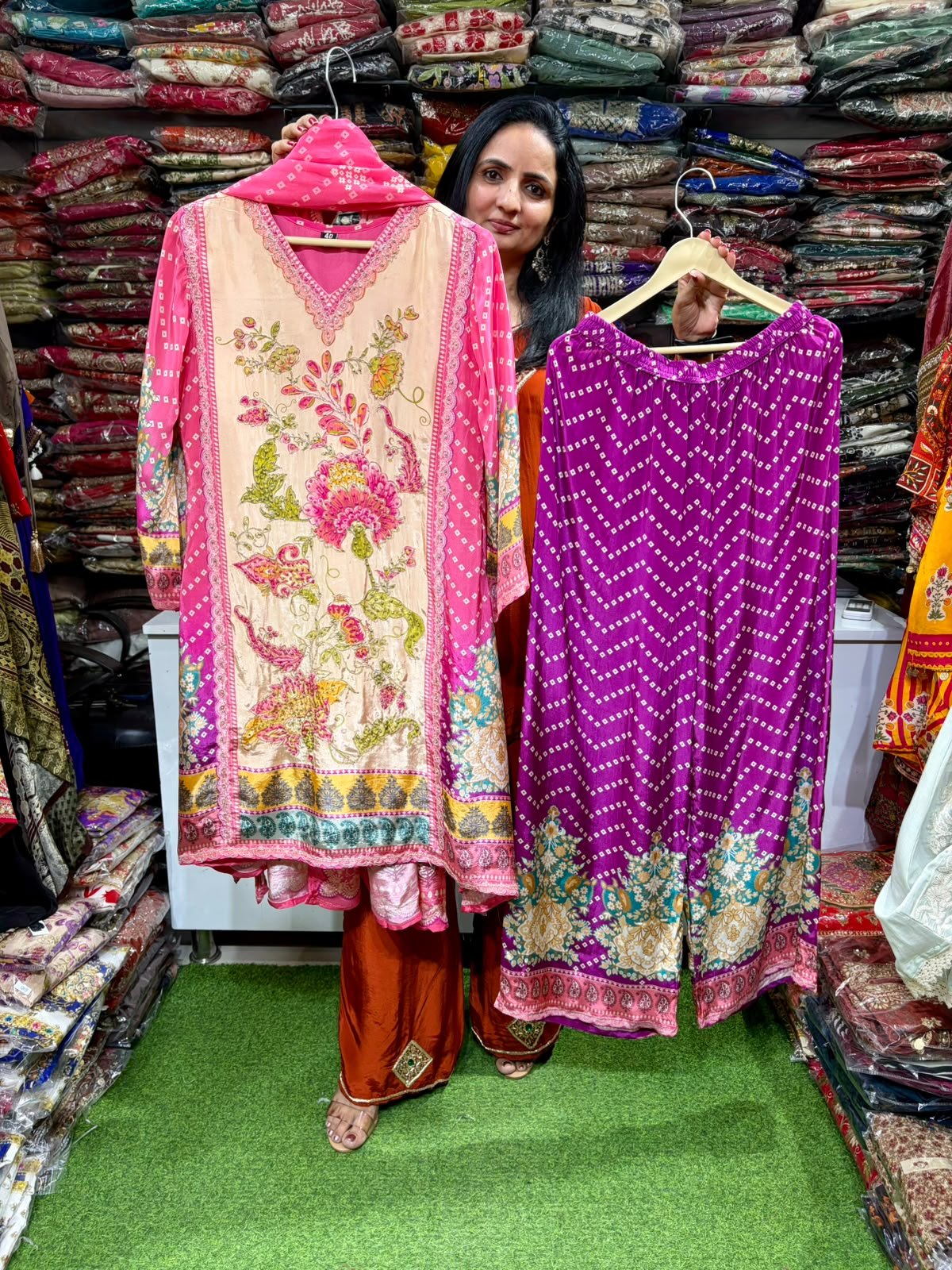 SCD- 209 Pure Crape Designer Suit Set